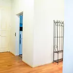 Apartman Winsstr. 68 *
