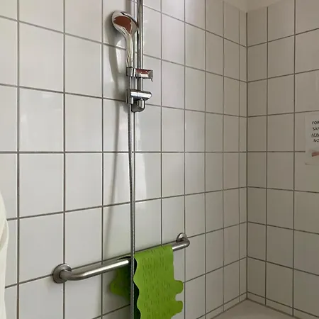 Winsstr. 68 * Berlin