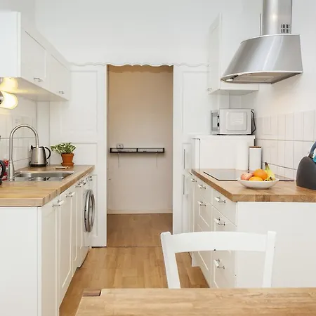 Winsstr. 68 Апартаменты Берлин